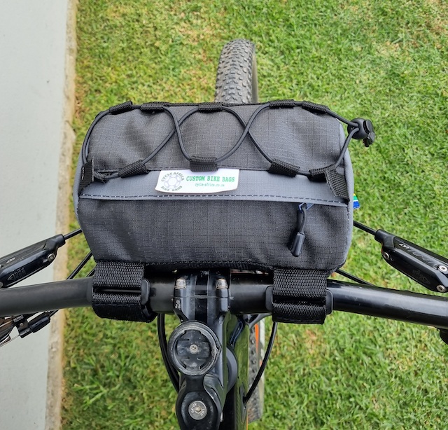 Small 3.7L handlebar barrel bag